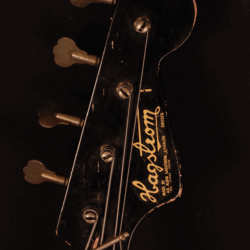 Hagström Bass