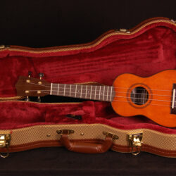 Milestone Soprano-21 Ukulele