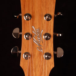 Maton EBW-808c  Blackwood series