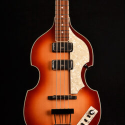 Höfner CT Violin Bass Cavern