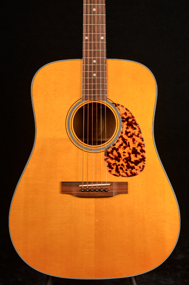 Blueridge BR 140 Woodstock Guitars