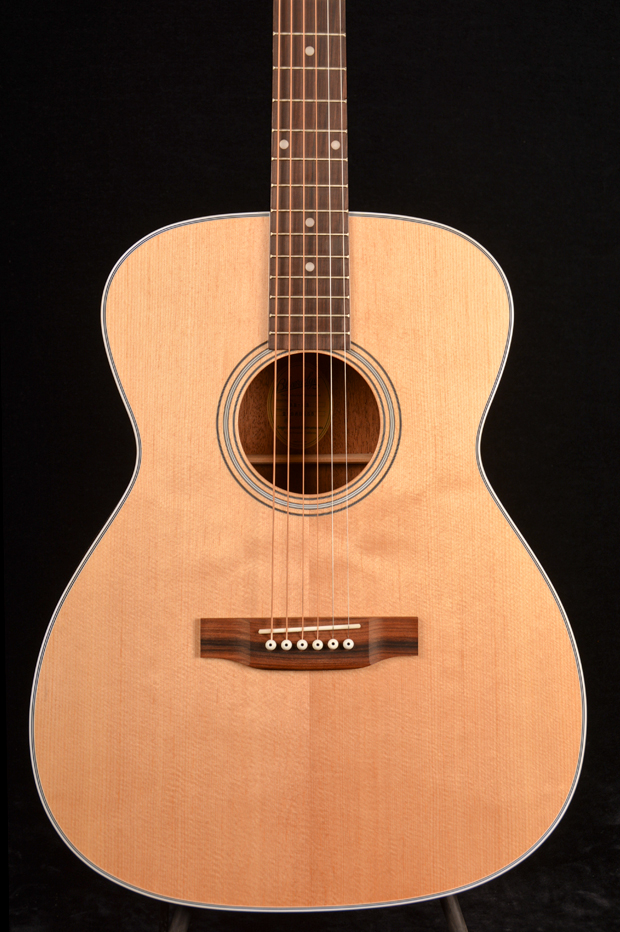 On Or Off Pt Br 63 Blueridge BR-63 | Woodstock Guitars