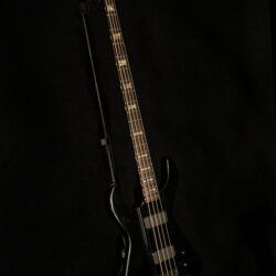 Dean Demonator Bass