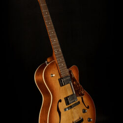Godin 5th Avenue CW Kingpin II HB