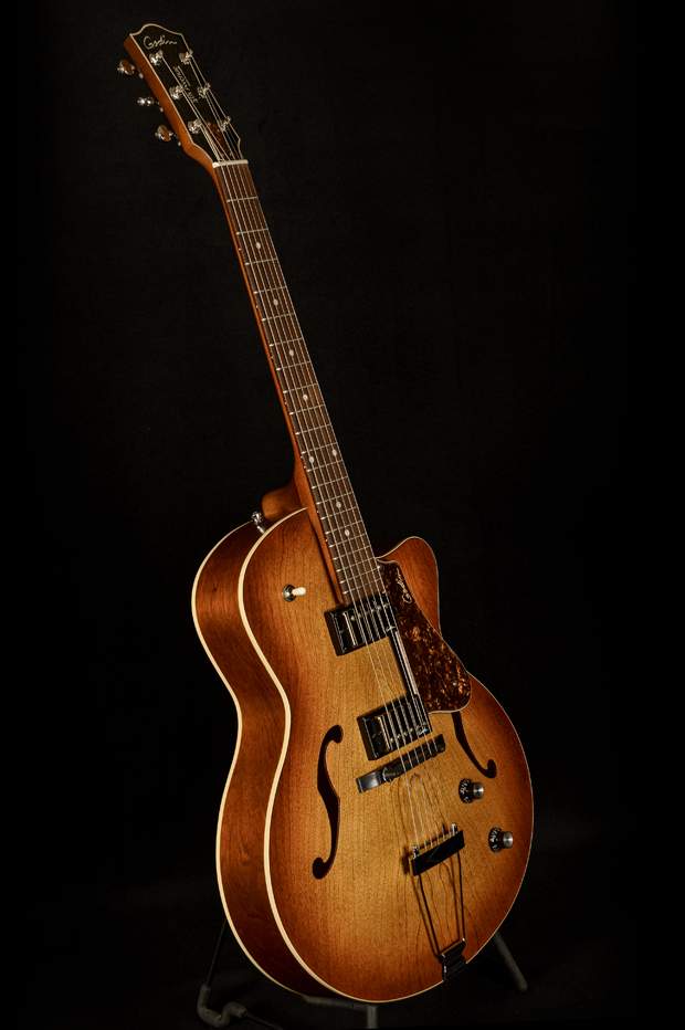 Godin 5th Avenue CW Kingpin II HB