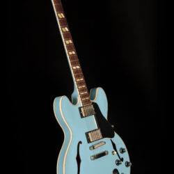 Gibson ES-335 Light Blue