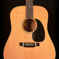 Martin D-18 1975