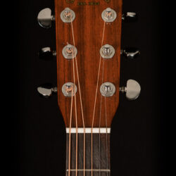 Martin D-18 1975