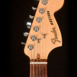 Fender Mustang