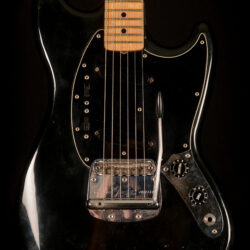 Fender Mustang