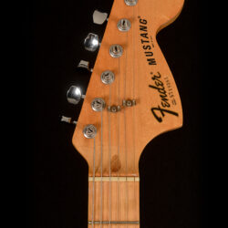 Fender Mustang
