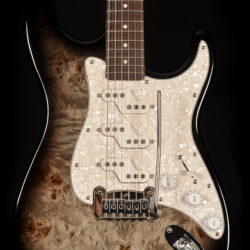 G&L Tribute Series Comanche