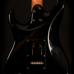 Ibanez Prestige AZ2204B-BK