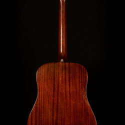 Martin D-18 2011