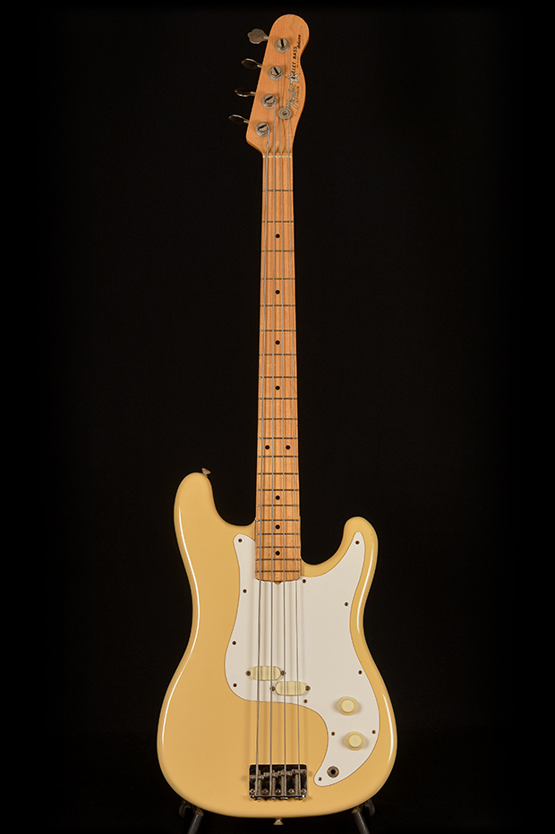 Fender Bullet Bass Deluxe B-34 Ivory White 1979-81
