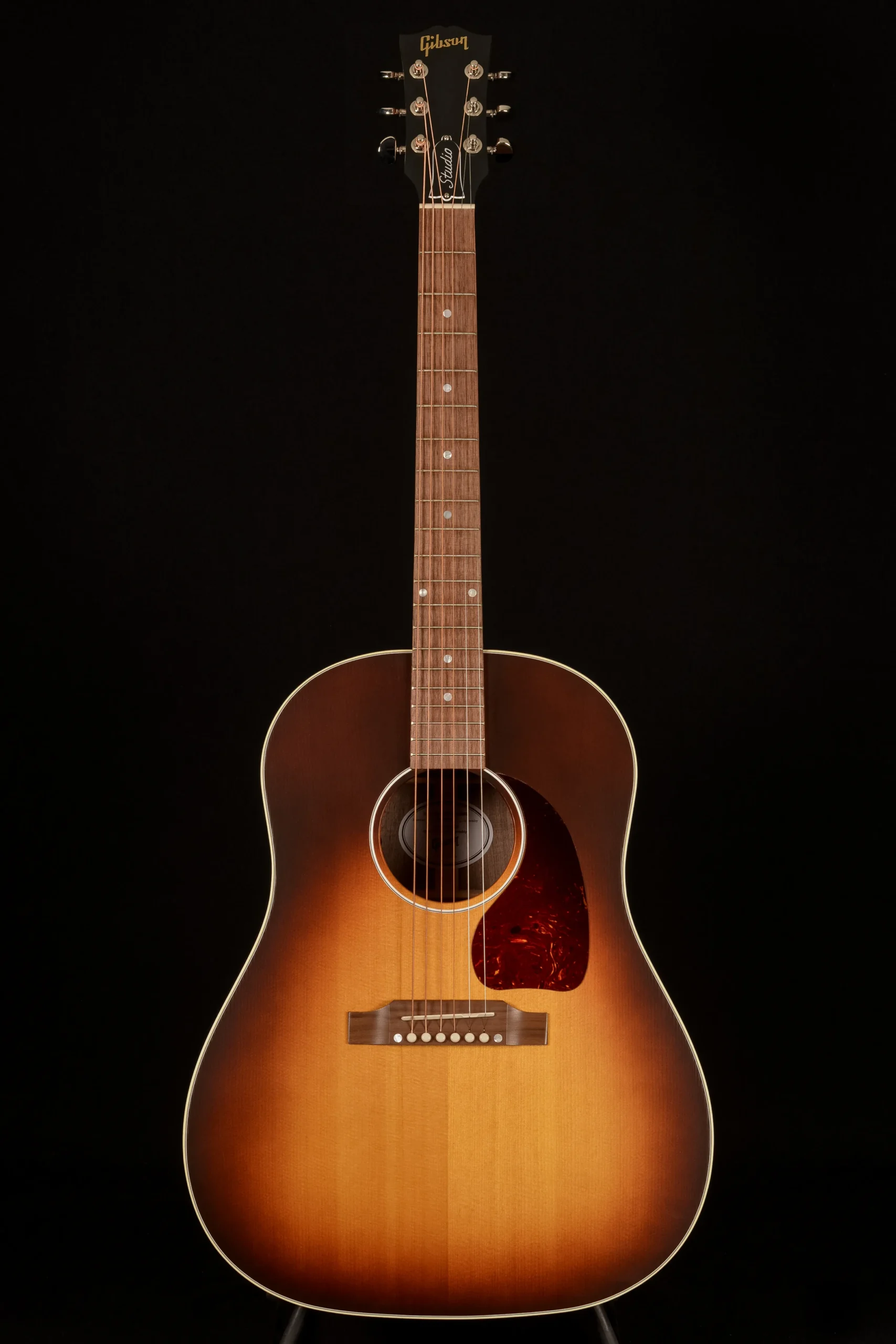 Gibson J-45 Studio Walnut