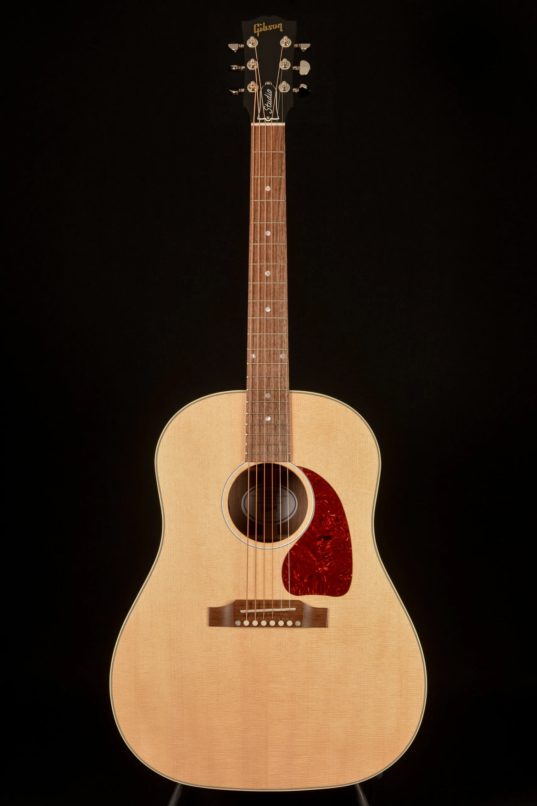 Gibson J-45 Studio Walnut Natural