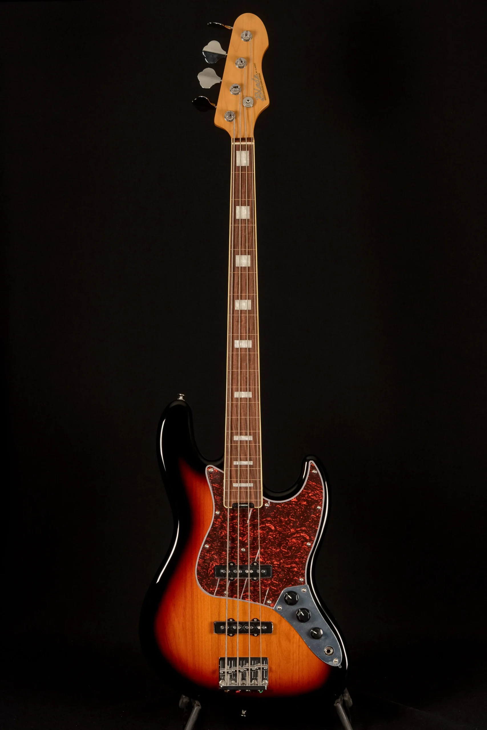 Blade B1 Tetra Standard Bass Fretless Sunburst
