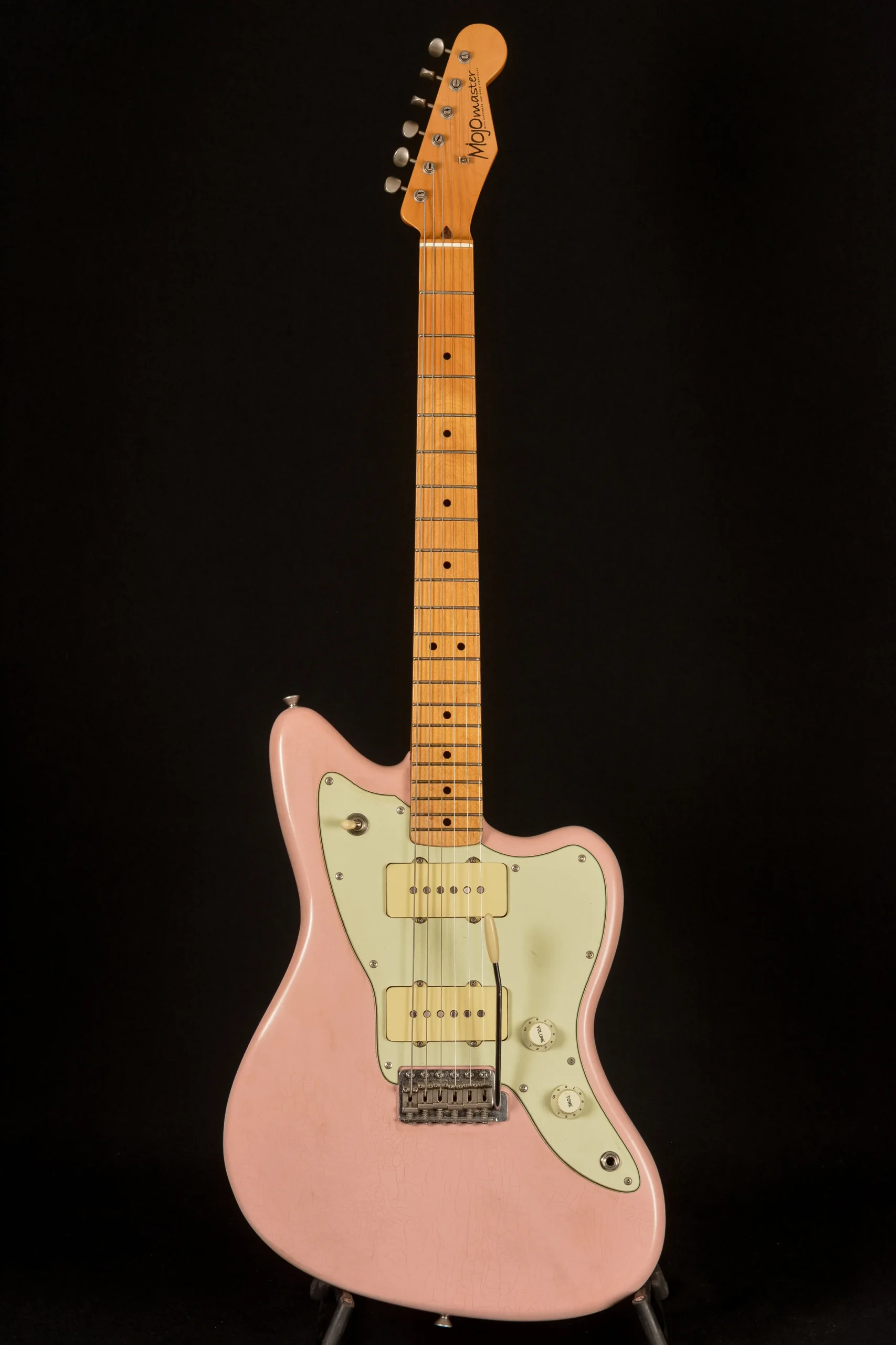 Mojomaster J-Type Pelican Pink